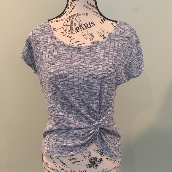 W5 Knit Short Sleeve Twist Front T-Shirt Blue and White Marled Women’s Small - Picture 1 of 4